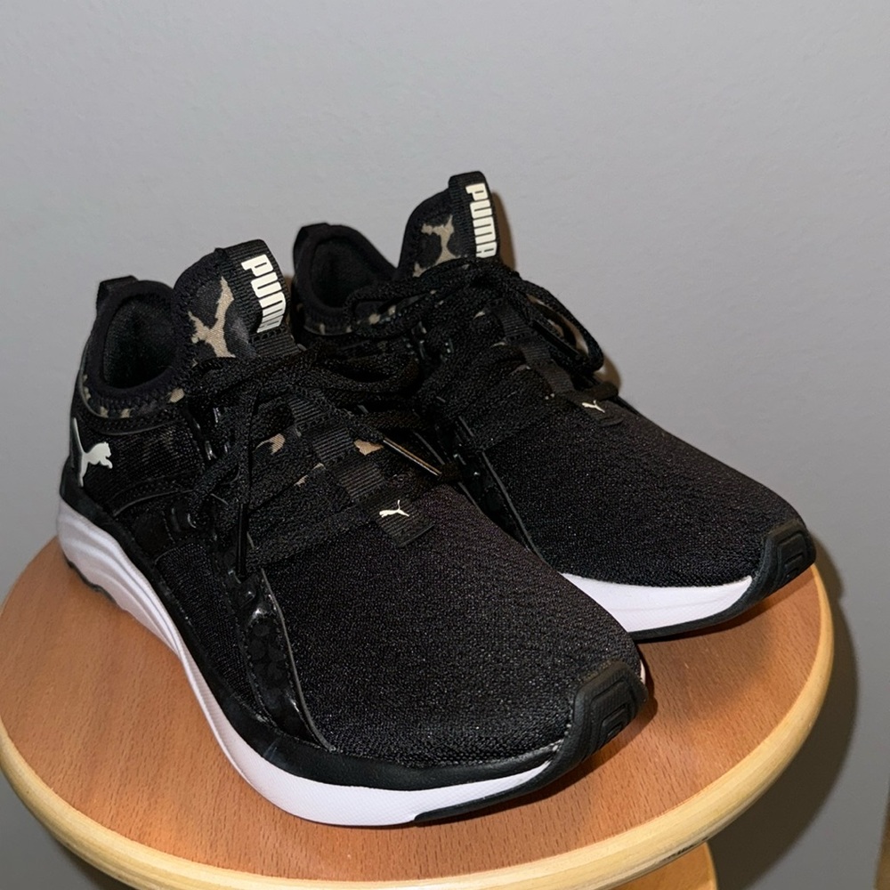 PUMA Women's Softride Sophia Shoes Size 6